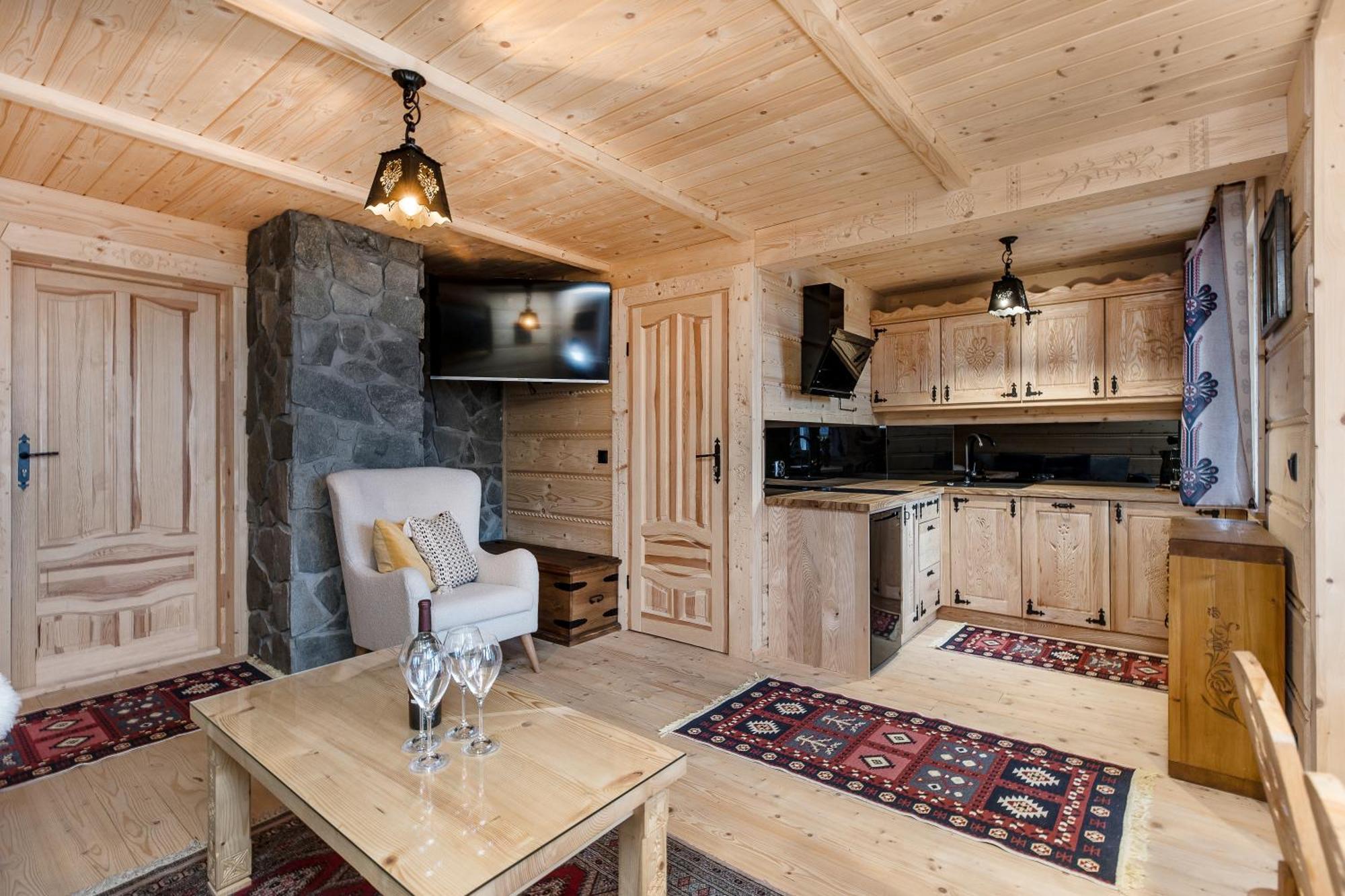 Willa Cizemka- Sauna, Teznia Solankowa Bukowina Tatrzanska Luaran gambar